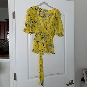 The Loft - short sleeve wrap top